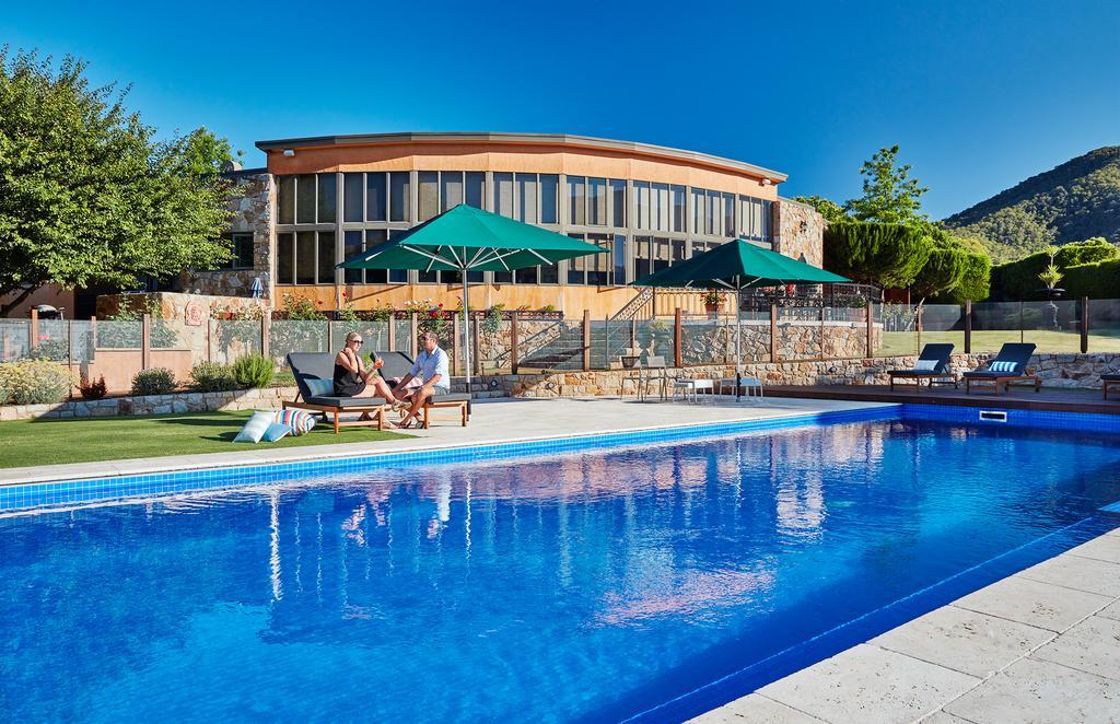 Villa Gusto Luxury Accommodation Porepunkah Exterior foto